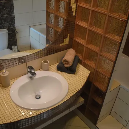 Apartament Szarych Szeregow 5d